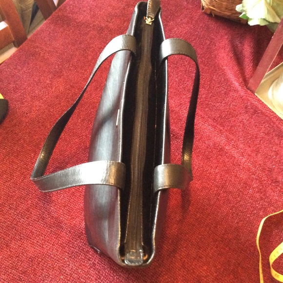 Oroton  of 🇦🇺 Australia beautiful bag - Picture 6 of 11